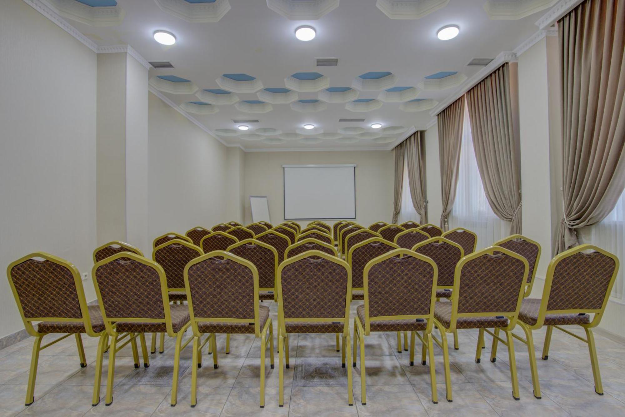 Shah Palace Hotel Biškek Exteriér fotografie